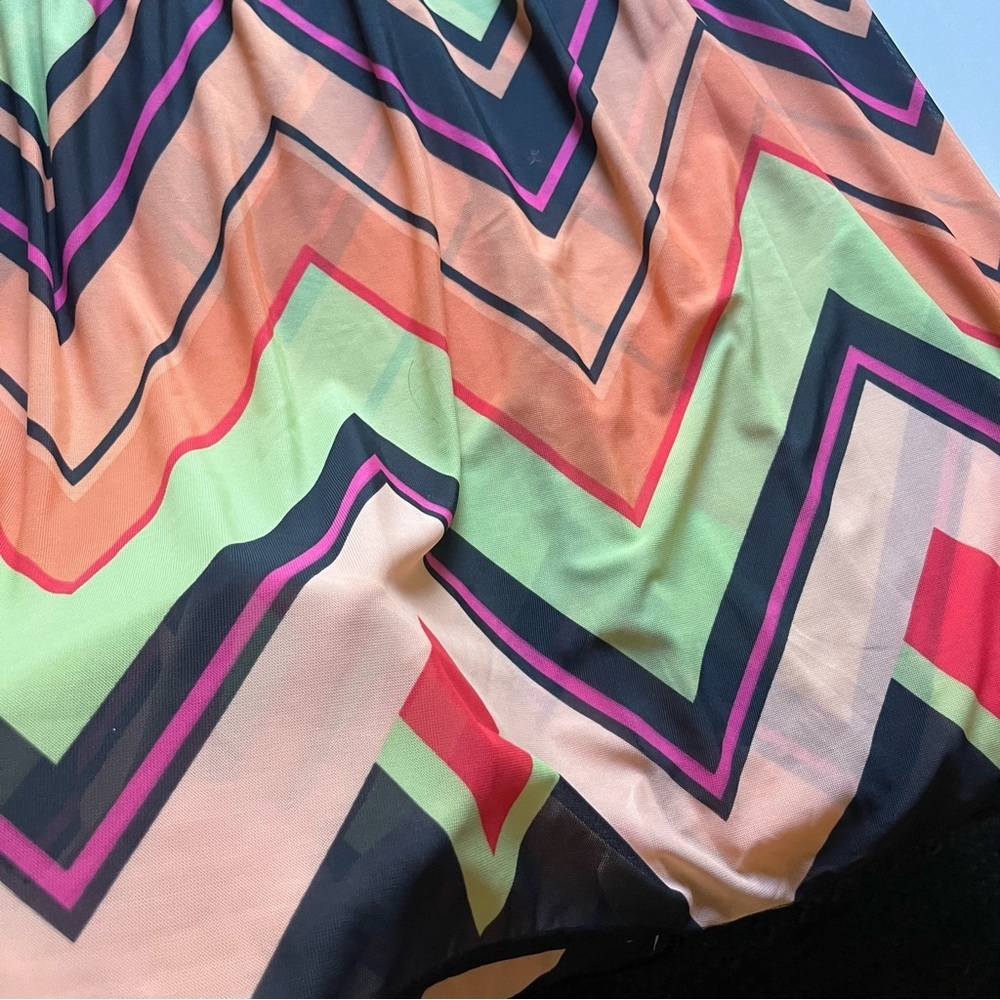 NEVER‎ FULLY DRESSED black multicolor geo print mesh knit long sleeve midi dress - Picture 3 of 5